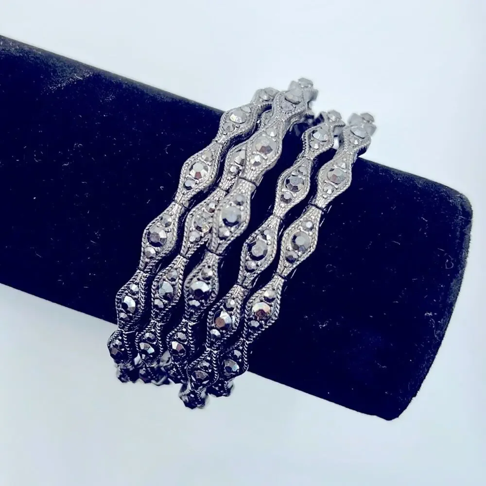 Elegant Geometrical Wrap Gunmetal Silver Bangle Wrap Around Expandable Bracelet